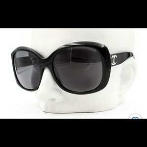 Chanel Sunglasses/ Accessories